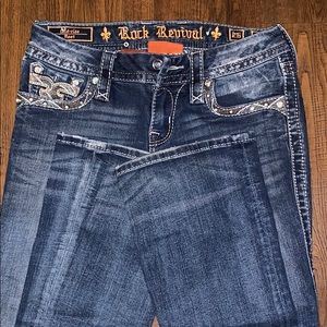 Rock Revival Sapphire